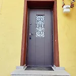 Ξενοδοχείο με διαμερίσματα Lucky 9 3*
