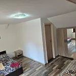 Lucky 9 Aparthotel 3*