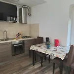 Lucky 9 Aparthotel Brasov