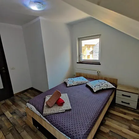 Lucky 9 Aparthotel 3*