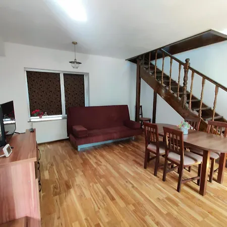 Lucky 9 Aparthotel 3*