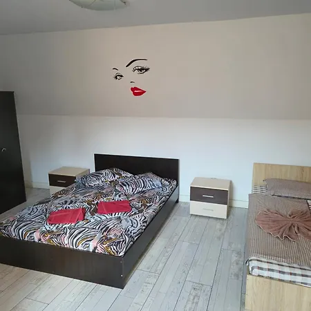 Lucky 9 Aparthotel