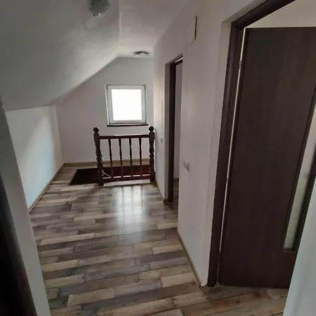 Lucky 9 Lägenhetshotell Braşov