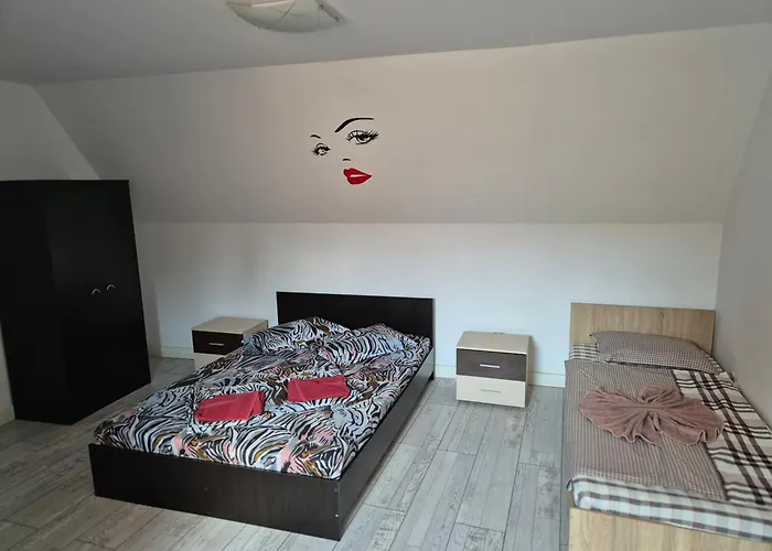 Lucky 9 Aparthotel 3*